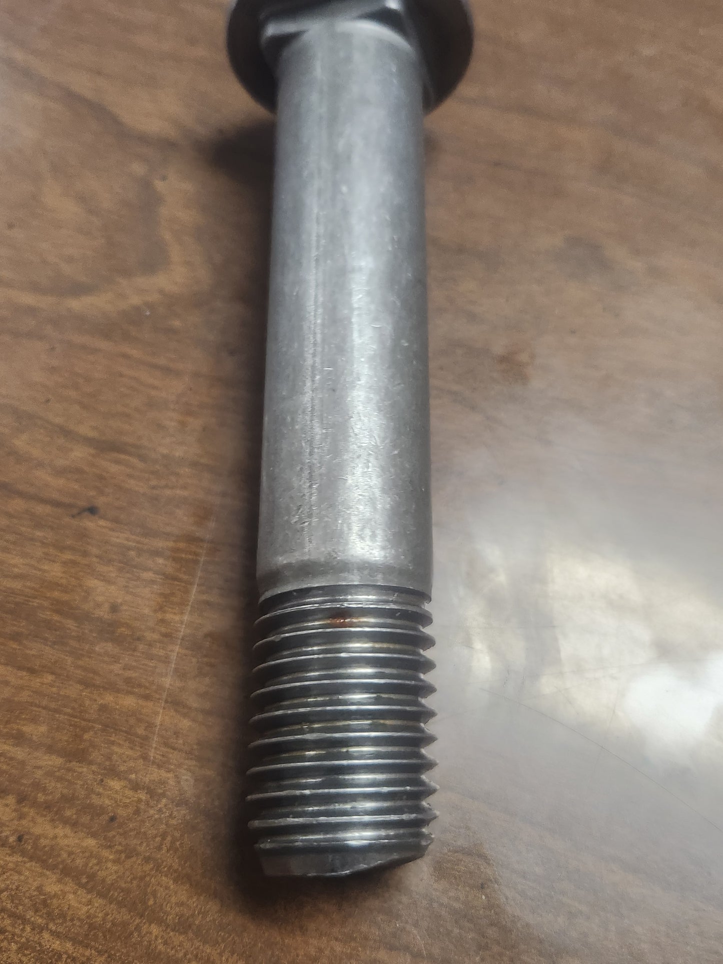 Equalizer Bolt, 1-8 x5 1/4 Wet (10GD) Equalizer Bolt, 1-8 x 5 1/4 Wet (10GD)
