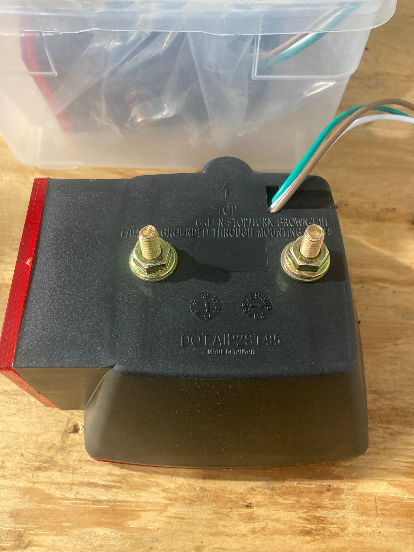 Led Stud Mount S/T/T Light RH